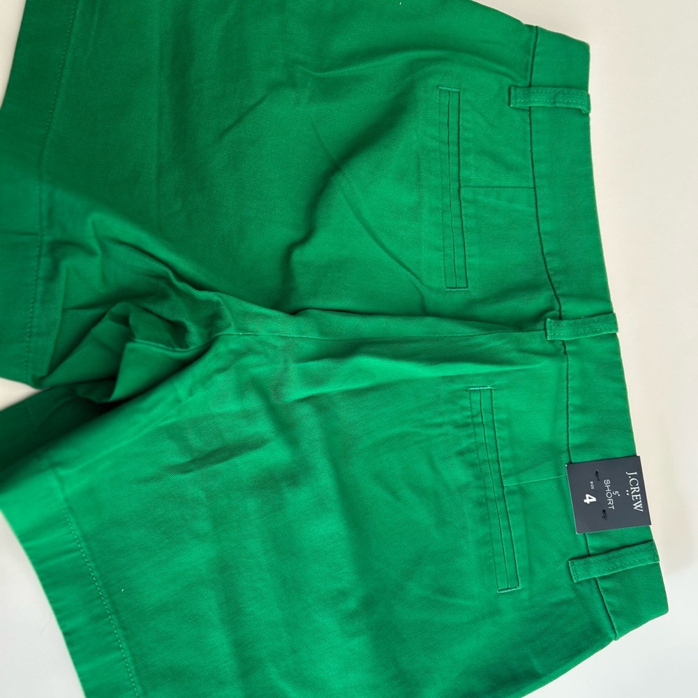 J. Crew Green Bermuda Shorts Tailored Cotton Blend, NWT, Size 4, Emerald Green - Picture 2 of 3